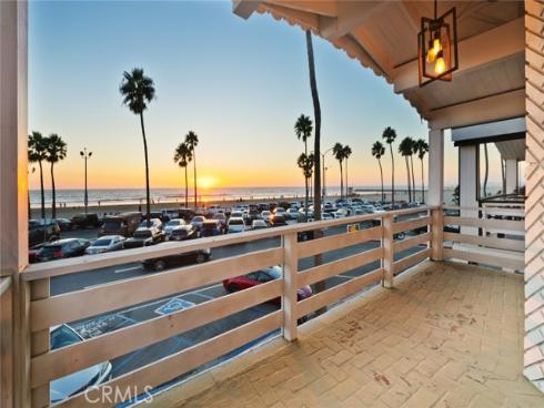2212 W Oceanfront  , Newport Beach, CA