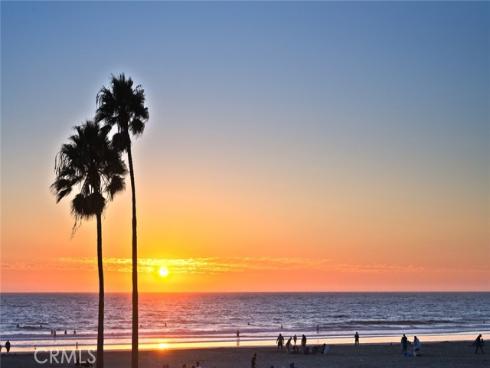 2212 W Oceanfront  , Newport Beach, CA
