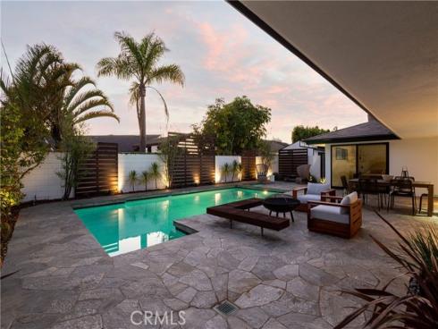 1001  Nottingham   Road, Newport Beach, CA