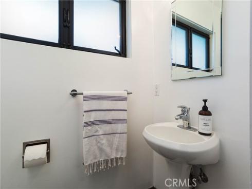 1001  Nottingham   Road, Newport Beach, CA