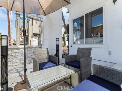 410  Clubhouse  , Newport Beach, CA