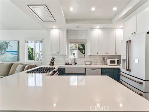 410  Clubhouse  , Newport Beach, CA