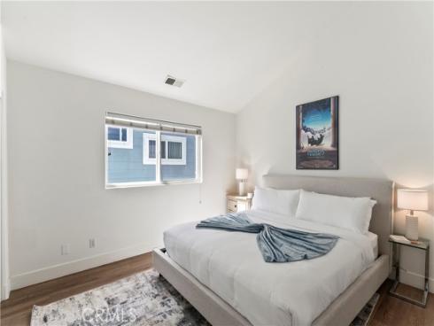 410  Clubhouse  , Newport Beach, CA