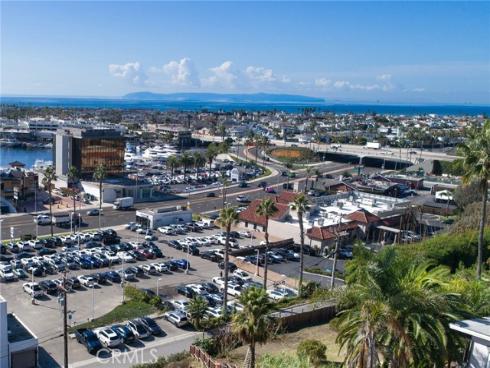 2953  Cliff Drive  , Newport Beach, CA