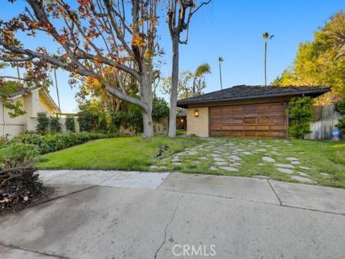 700  Aleppo   Street, Newport Beach, CA