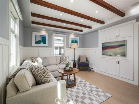 104  Onyx   Avenue, Newport Beach, CA