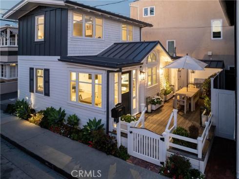 104  Onyx   Avenue, Newport Beach, CA