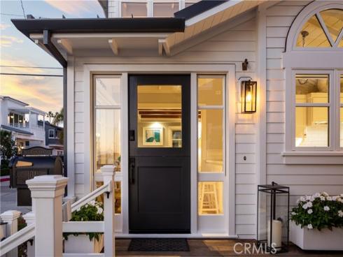 104  Onyx   Avenue, Newport Beach, CA