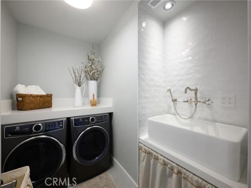 519  Signal   Road, Newport Beach, CA