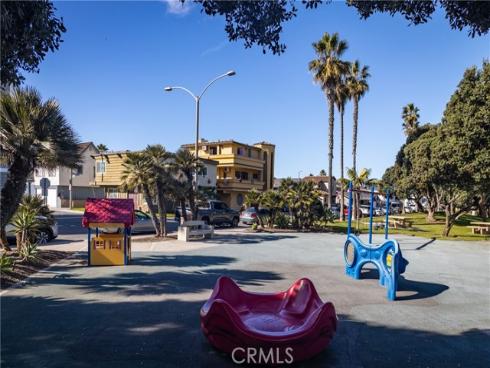 6601  Seashore  , Newport Beach, CA