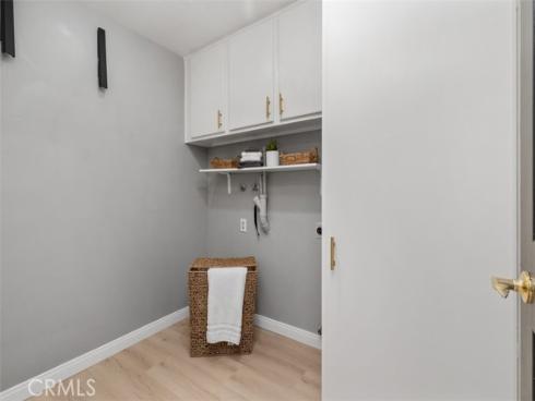 26  Coventry  25 , Newport Beach, CA