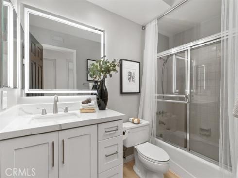 26  Coventry  25 , Newport Beach, CA