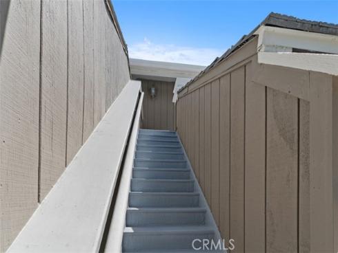 26  Coventry  25 , Newport Beach, CA