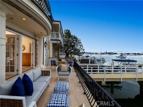 339  Via Lido Soud  , Newport Beach, CA
