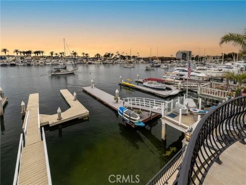 339  Via Lido Soud  , Newport Beach, CA