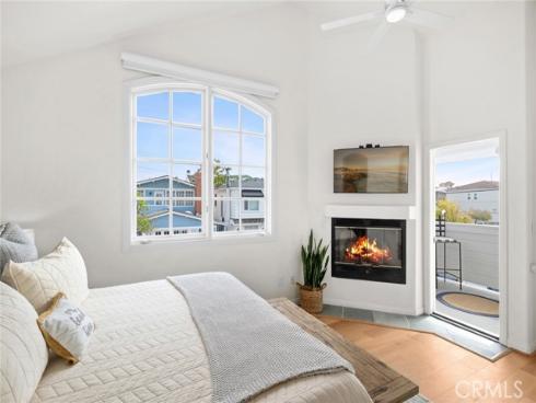 117  Marine   Avenue, Newport Beach, CA