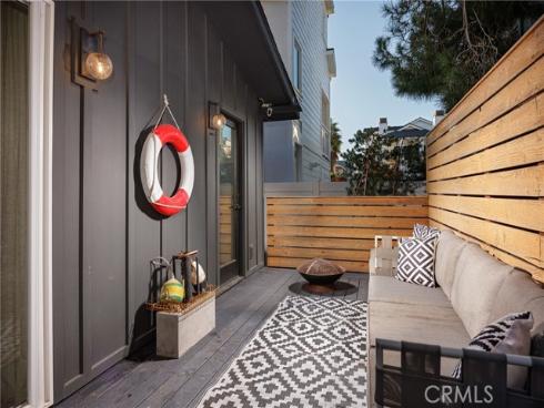 122 E Bay   Avenue, Newport Beach, CA