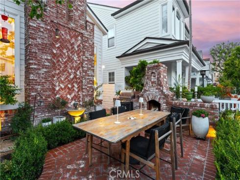 209  Diamond  , Newport Beach, CA