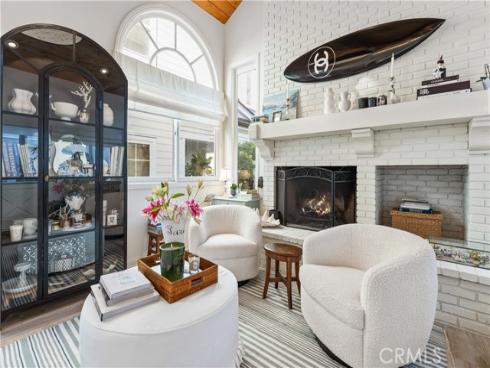 209  Diamond  , Newport Beach, CA