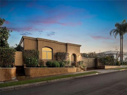 1038  Santiago   Drive, Newport Beach, CA