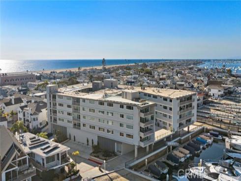 310  Fernando  303  Street, Newport Beach, CA