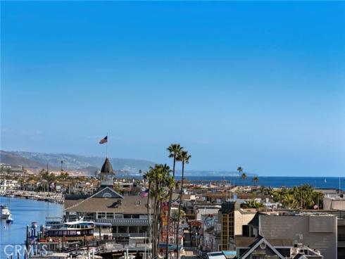 310  Fernando  303  Street, Newport Beach, CA