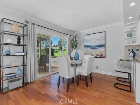 525  Vista Flora  , Newport Beach, CA