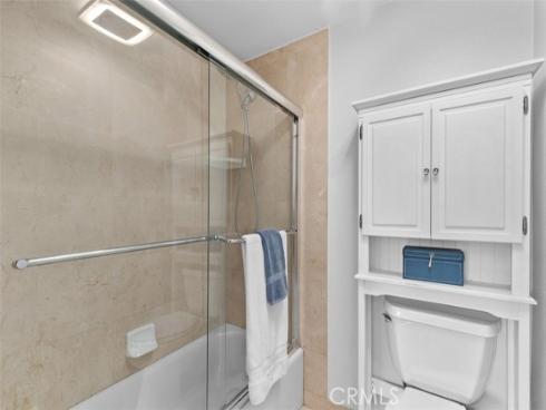 525  Vista Flora  , Newport Beach, CA