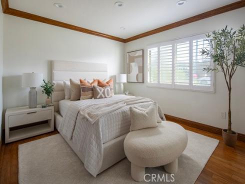 401 Holmwood , Newport Beach, CA