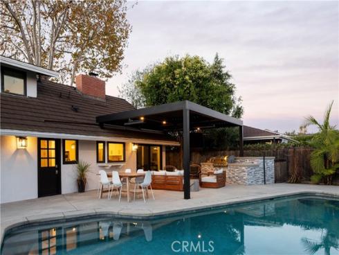 1136  Highland  , Newport Beach, CA