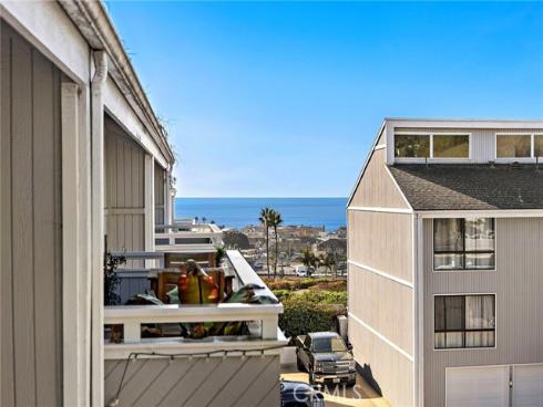 12 Encore Court, Newport Beach, CA