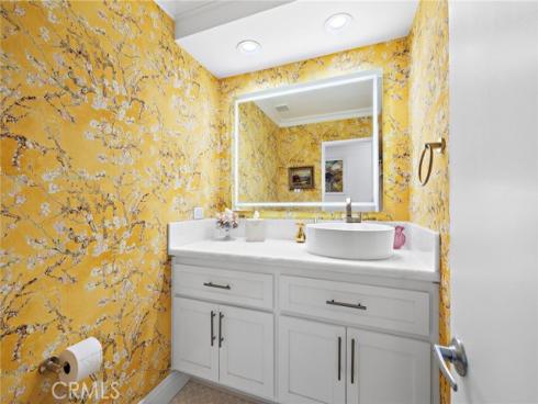 12 Encore Court, Newport Beach, CA