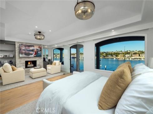 704 Via Lido Nord , Newport Beach, CA