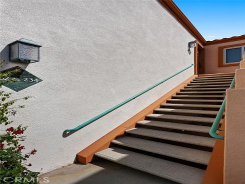 232 Villa Point Drive, Newport Beach, CA