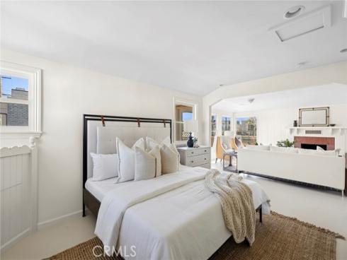 1300 W Balboa Boulevard, Newport Beach, CA