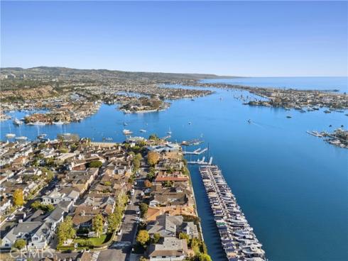 2572  Bayshore  , Newport Beach, CA