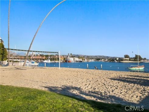 2572  Bayshore  , Newport Beach, CA
