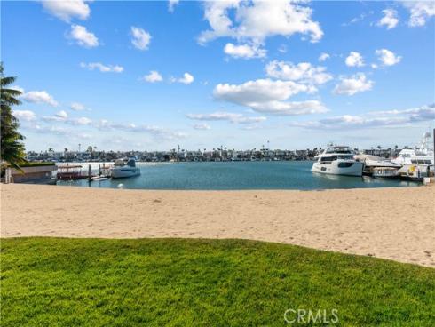 2572  Bayshore  , Newport Beach, CA
