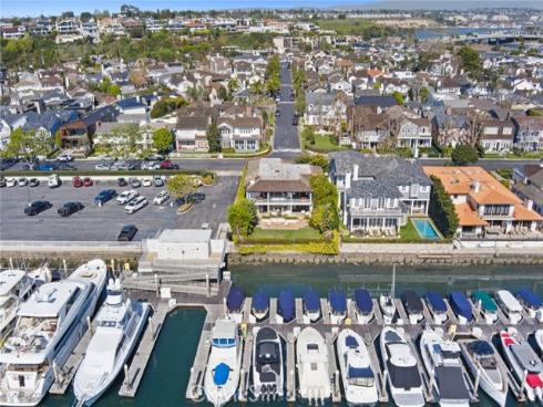 2572  Bayshore  , Newport Beach, CA
