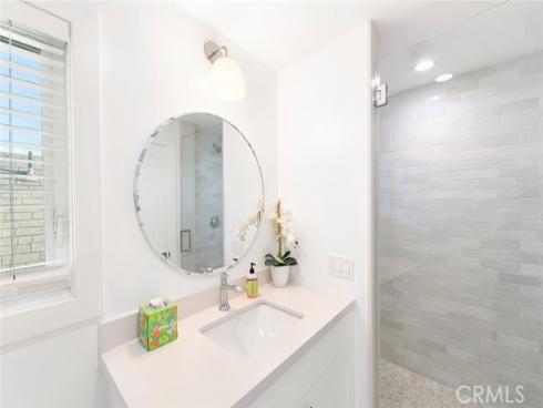 417 E Bay , Newport Beach, CA