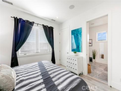 417 E Bay , Newport Beach, CA