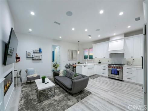 417 E Bay , Newport Beach, CA