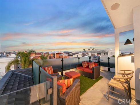 417 E Bay , Newport Beach, CA