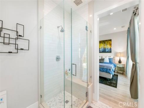 417 E Bay , Newport Beach, CA