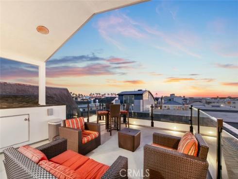 417 E Bay , Newport Beach, CA