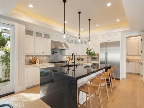 430  Fullerton   Avenue, Newport Beach, CA