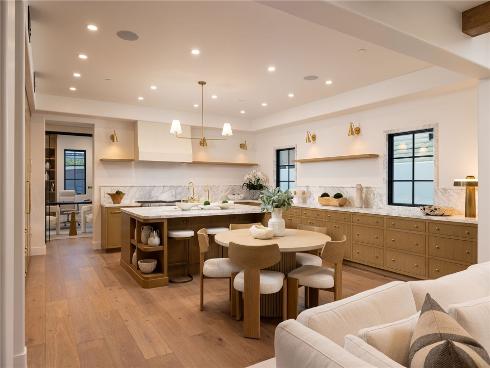 208 Via Palermo , Newport Beach, CA