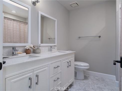 2056 Port Weybridge , Newport Beach, CA