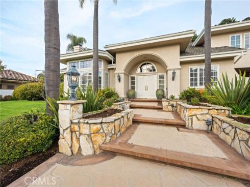 4 Huntington Court, Newport Beach, CA