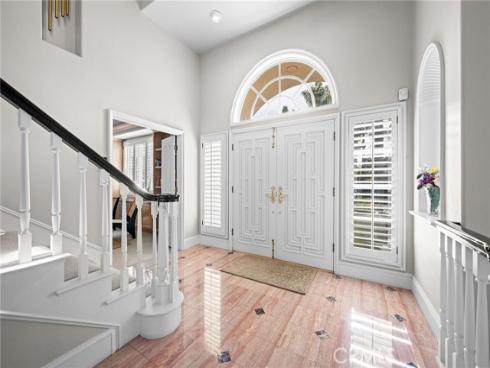 4 Huntington Court, Newport Beach, CA